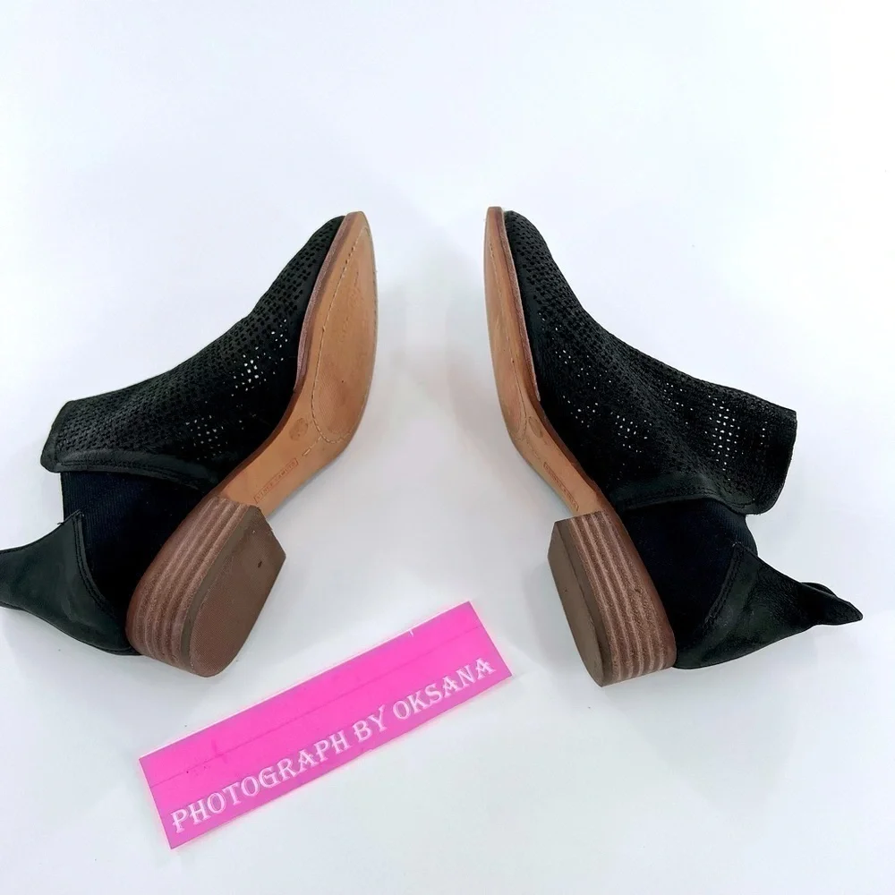 Vince Camuto Women's Black Celena Perforated Bootie size 6